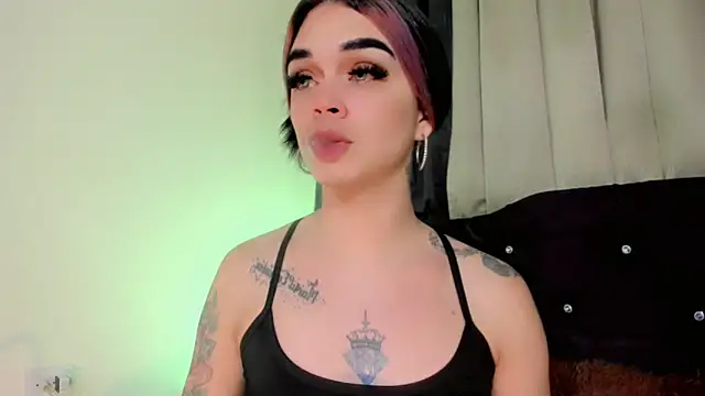 lesly xx online show from June 2026 03:15:02 AM