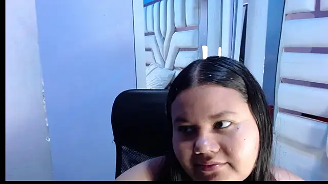 ValenTitis online show from December 2025 08:47:01 PM