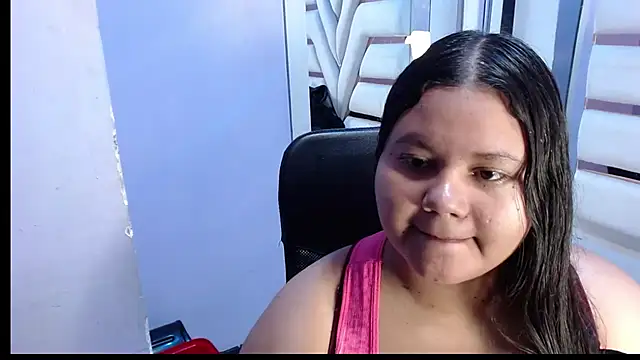 ValenTitis online show from December 2025 08:35:02 PM