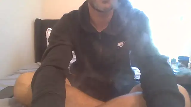 Hotboyo01 online show from February 2025 06:50:01 PM