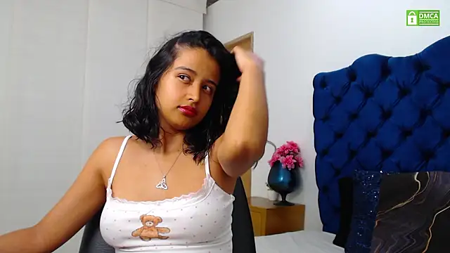 Lili666  online show from March 2026 03:32:01 AM