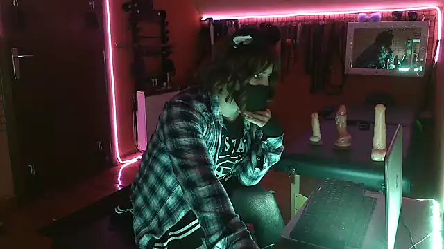 Ginny-the-bdsm-nympho online show from March 2026 05:49:01 PM