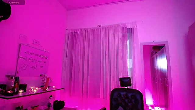 Snapshot of Misslana_wn1 chatting on March 2025 12:37:02 AM Misslana wn1 online show from March 2025 12:37:02 AM