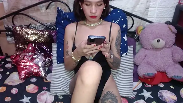 TS Peachy online show from January 2025 12:44:02 PM