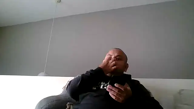 Hammyric786 online show from May 2026 07:03:01 PM