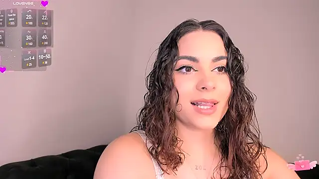 Snapshot of nahla_jameel chatting on February 2025 12:41:02 AM nahla jameel online show from February 2025 12:41:02 AM