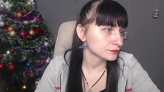 NinaFlawlees online show from December 2025 12:54:01 PM