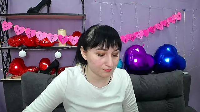 NinaFlawlees online show from February 2025 07:10:01 PM