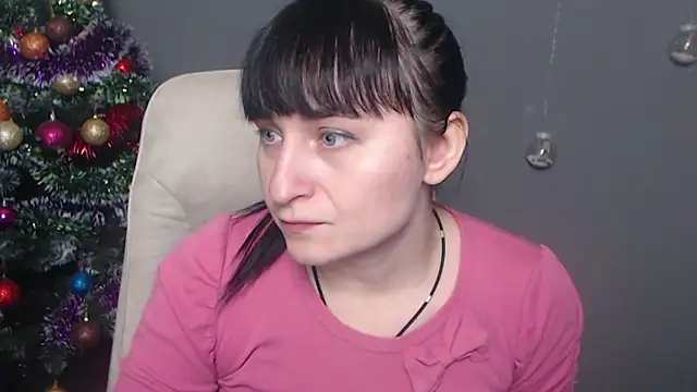 NinaFlawlees online show from December 2025 12:51:01 PM