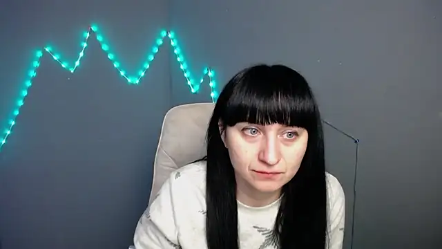 NinaFlawlees online show from April 2026 05:58:01 AM