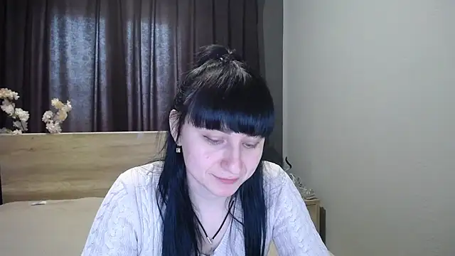 NinaFlawlees online show from April 2026 12:18:02 PM
