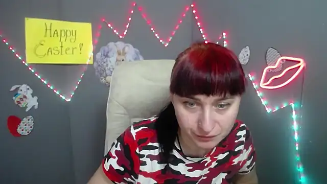 NinaFlawlees online show from April 2026 12:23:01 PM