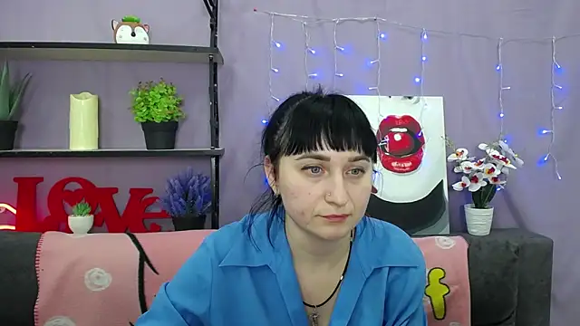 NinaFlawlees online show from March 2025 12:09:02 AM