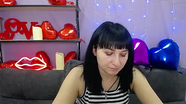 NinaFlawlees online show from March 2025 10:31:02 PM