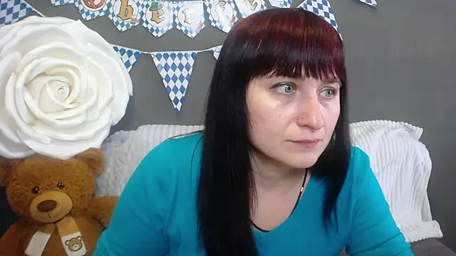 NinaFlawlees online show from October 2025 11:56:02 AM