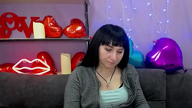 NinaFlawlees online show from March 2025 01:11:01 AM