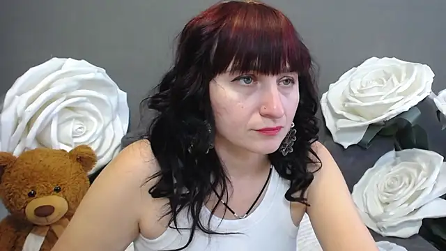 NinaFlawlees online show from October 2025 11:55:01 AM