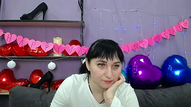 NinaFlawlees online show from February 2025 02:33:01 AM