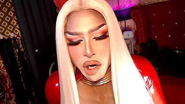 AntoniaSaints online show from October 2025 05:14:02 PM