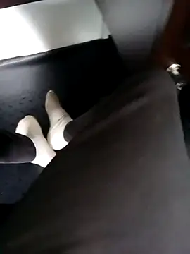 robinsan1010 online show from February 2025 11:32:02 AM