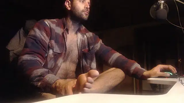 Snapshot of cashmasterzobistone chatting on March 2025 03:00:02 AM cashmasterzobistone online show from March 2025 03:00:02 AM