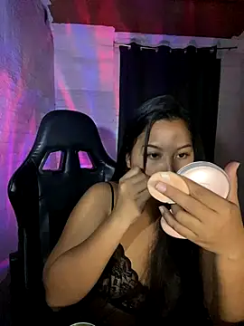 Aalexandrea online show from November 2025 09:40:01 PM