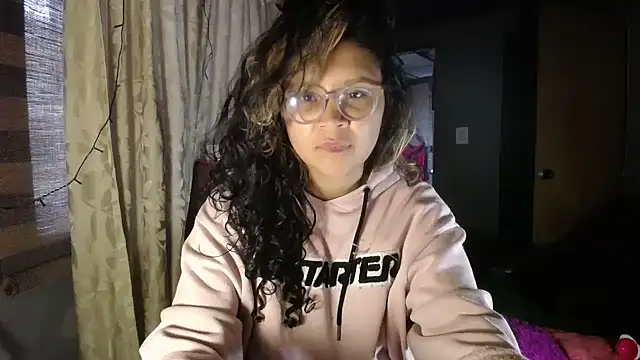 Hathorlove online show from November 2025 09:48:01 PM