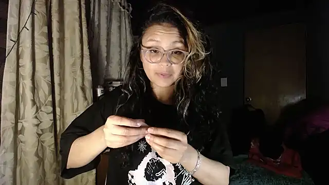 Hathorlove online show from November 2025 07:57:01 AM