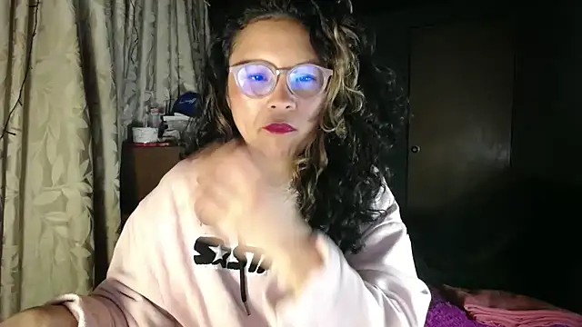 Hathorlove online show from November 2025 04:23:01 AM