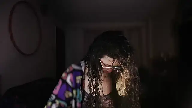 Hathorlove online show from April 2026 01:19:01 AM