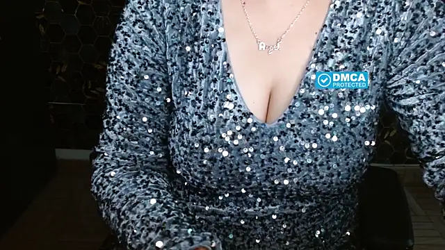 KinderrJoy online show from February 2026 04:43:02 AM