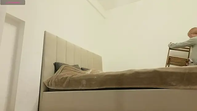 Snapshot of zelda_1 chatting on January 2026 06:33:01 PM zelda 1 online show from January 2026 06:33:01 PM