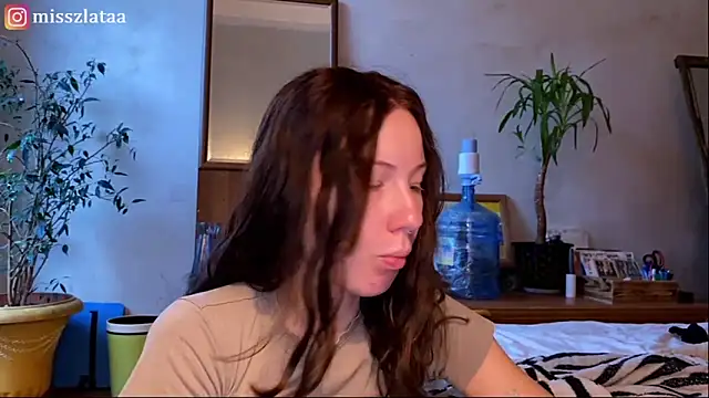 Snapshot of elfess chatting on November 2025 09:45:02 AM elfess online show from November 2025 09:45:02 AM