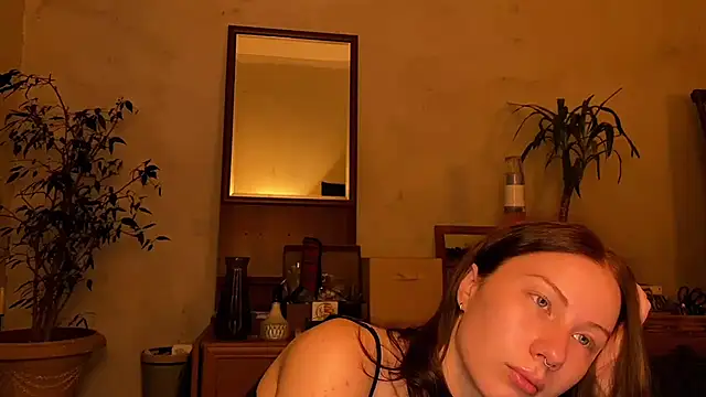 Snapshot of elfess chatting on September 2025 04:51:02 PM elfess online show from September 2025 04:51:02 PM