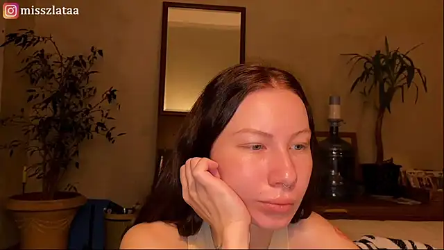 Snapshot of elfess chatting on November 2025 05:11:02 AM elfess online show from November 2025 05:11:02 AM