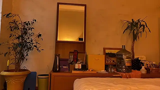 elfess online show from September 2025 03:39:02 PM