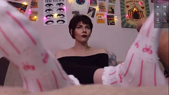 Luna Blake online show from April 2026 09:08:01 PM