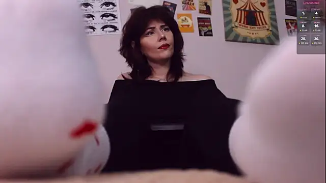 Luna Blake online show from February 2026 10:34:02 AM