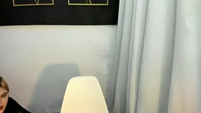 Snapshot of hotstellacumxxx chatting on December 2025 08:21:01 PM hotstellacumxxx online show from December 2025 08:21:01 PM