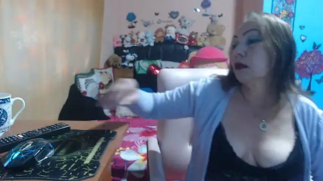 milfeddy  online show from November 2025 08:20:02 PM