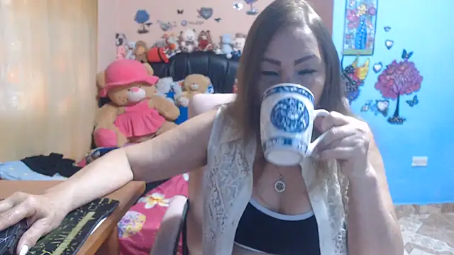 Snapshot of milfeddy_ chatting on May 2026 11:53:02 AM milfeddy online show from May 2026 11:53:02 AM