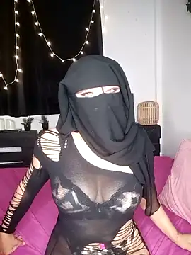 Bayan-Queen online show from September 2025 05:52:01 PM