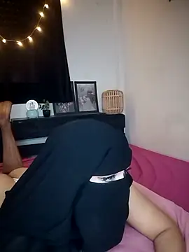 Bayan-Queen online show from September 2025 02:46:02 PM