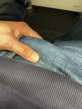 KielerMen online show from March 2026 02:39:01 AM