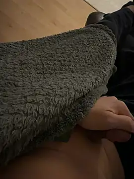 KielerMen online show from April 2026 10:27:02 PM