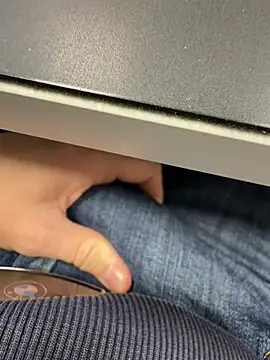 Snapshot of KielerMen chatting on February 2026 01:45:01 AM KielerMen online show from February 2026 01:45:01 AM