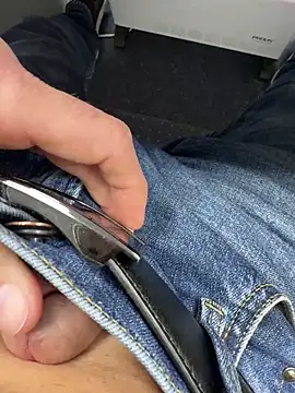 KielerMen online show from March 2026 02:04:01 AM