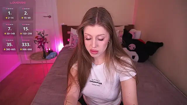 PenellopaRaw online show from November 2025 05:12:02 PM