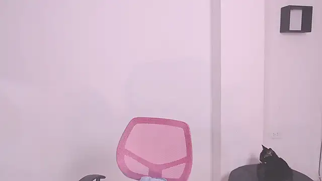 1eve rox online show from February 2026 10:32:01 PM