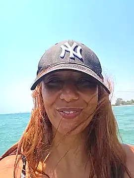 Snapshot of LeticiaWoods chatting on July 2026 09:24:02 AM LeticiaWoods online show from July 2026 09:24:02 AM